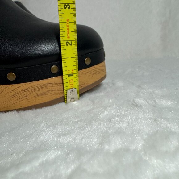 OLD NAVY Faux-Leather Sherpa-Lined Clogs Color: Blackjack Mules SZ 7 - Picture 5 of 9